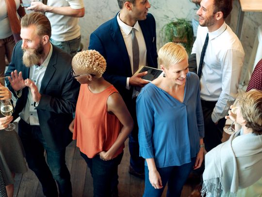 Jak zwiększyć networking na wydarzeniach biznesowych? Praktyczne wskazówki