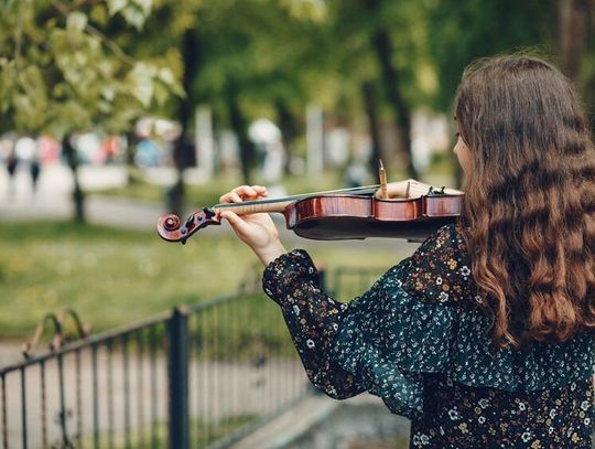 „Pałace Czarów” znów w Parku Szymańskiego – lato pełne muzyki