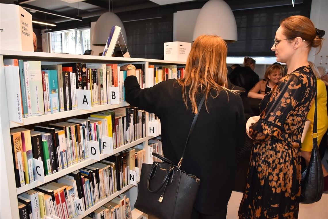 Biblioteka Poliglotka w nowej, trzykrotnie większej siedzibie