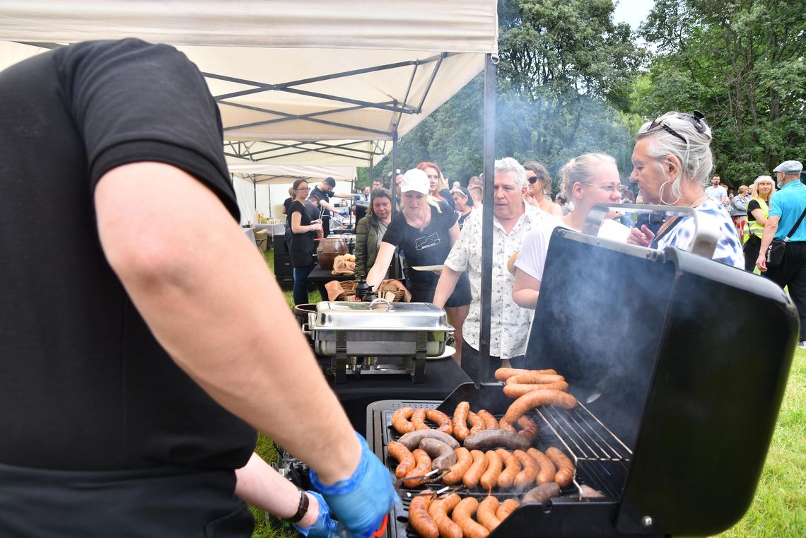 Ile i jak Wola wydaje na pieniądze na promocję? Sprawdziliśmy to