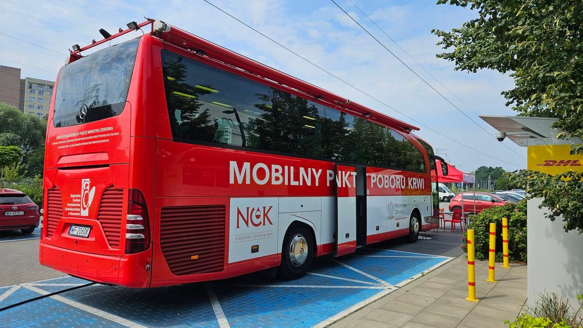 Krwiobus stanie przed Wola Parkiem. 8 października będzie można oddać krew Krwiobus stanie przed Wola Parkiem. 8 października będzie można oddać krew