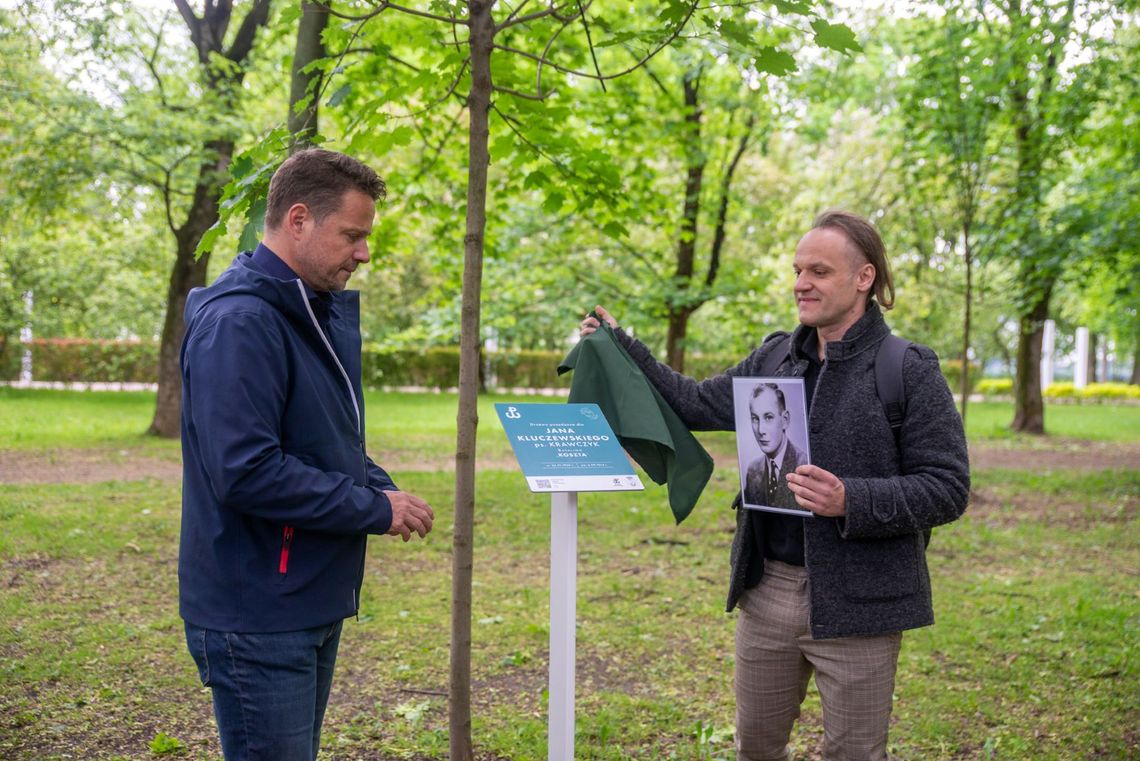 Na Woli zasadzono klony i kasztanowce. Mają upamiętnić Powstańców Warszawskich