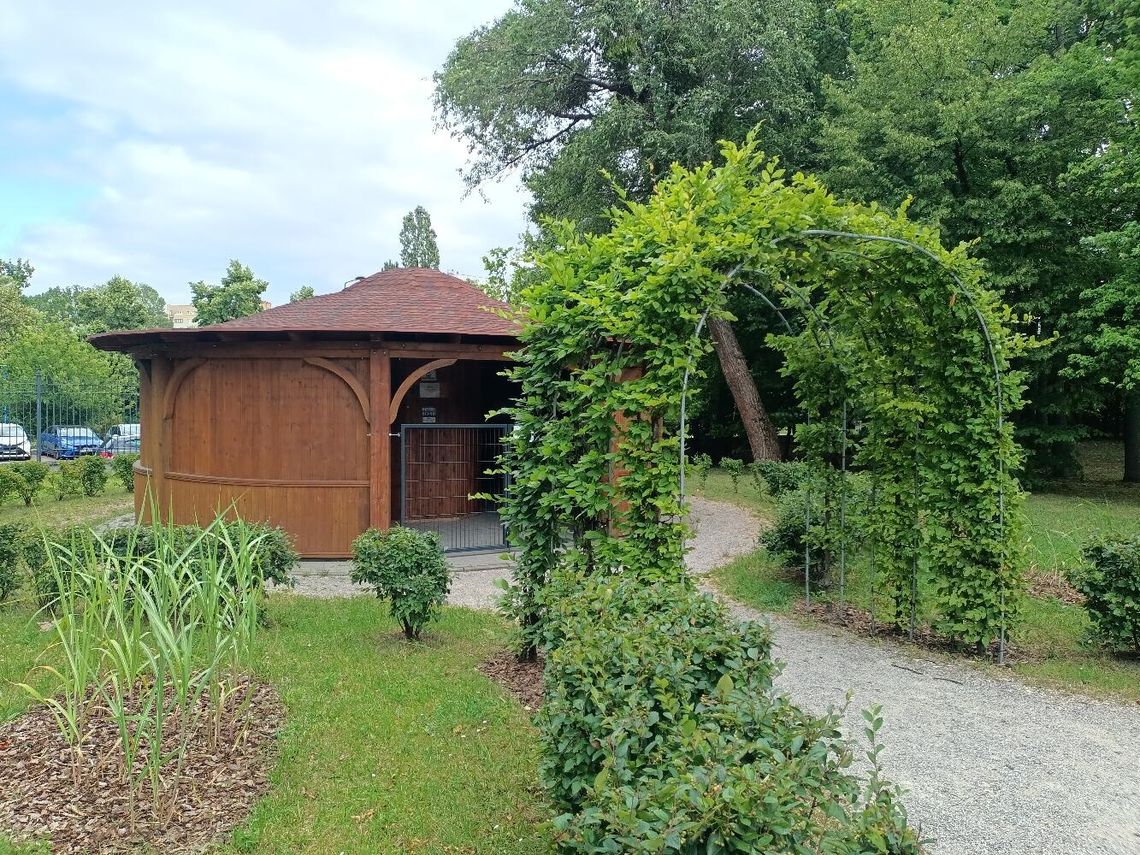 Nieczynna od ponad roku. Co z tężnią w Parku Sowińskiego?