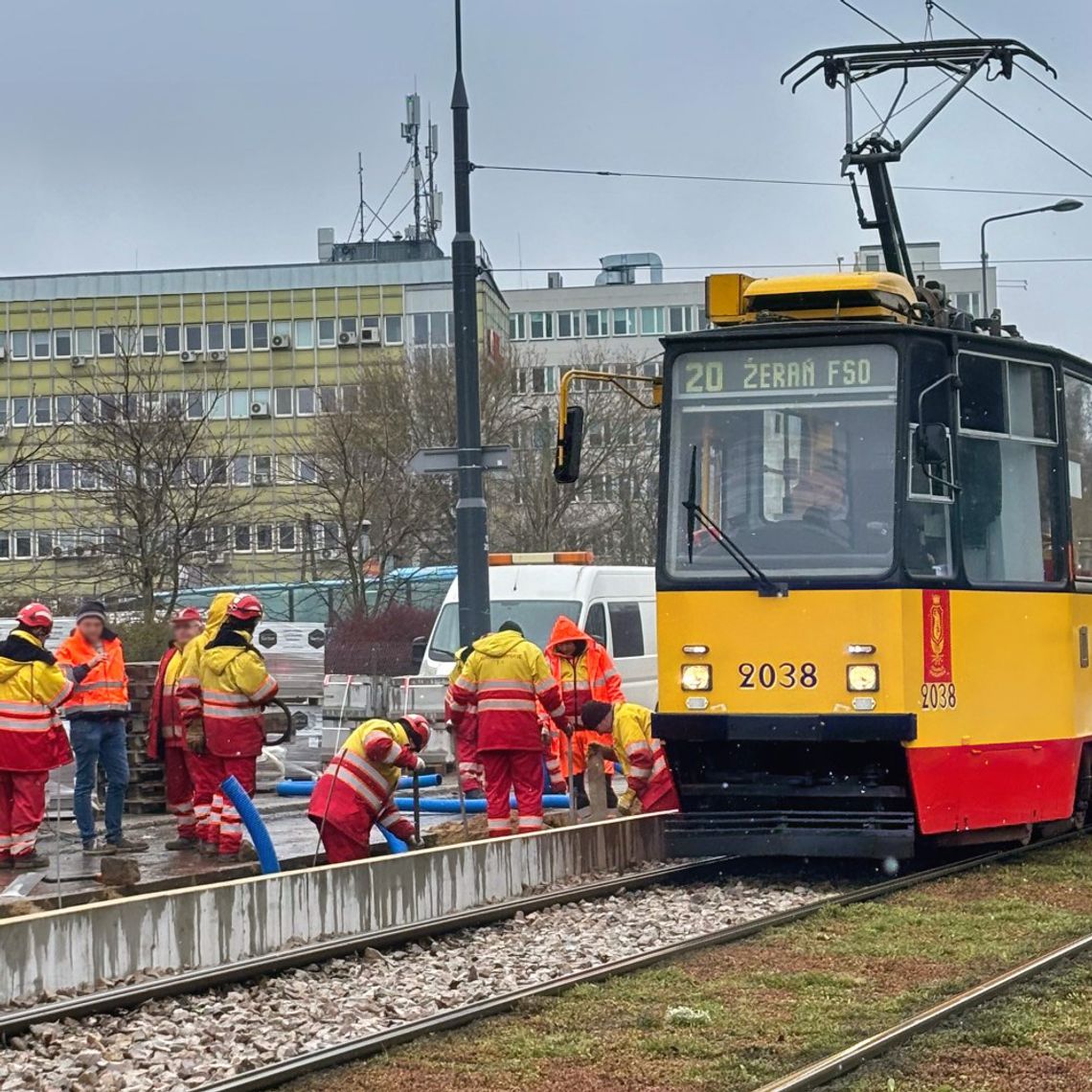 Roboty drogowe na Obozowej