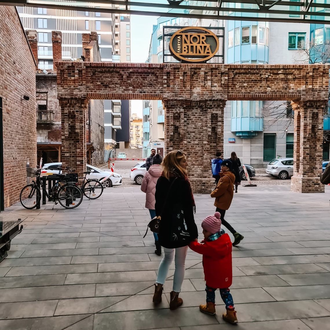 Spacerem po dzielnicy. 5 miejsc, które warto odkryć na nowo